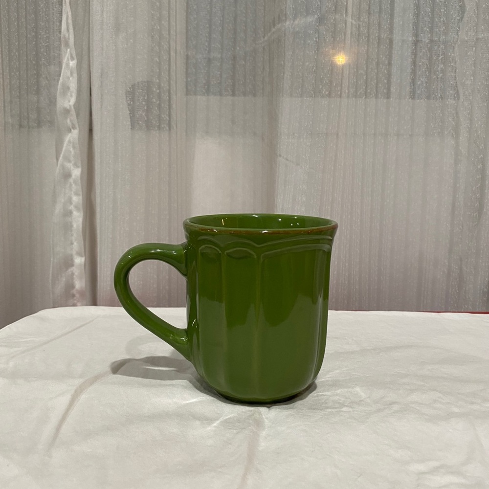 graydon hall green mug